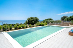 Villa Prasino by Villa Plus